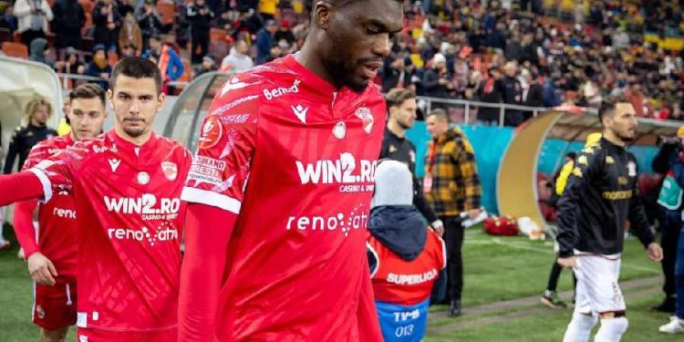 Le Dinamo Bucarest se relance avec un festival offensif et un duo togolais impérial