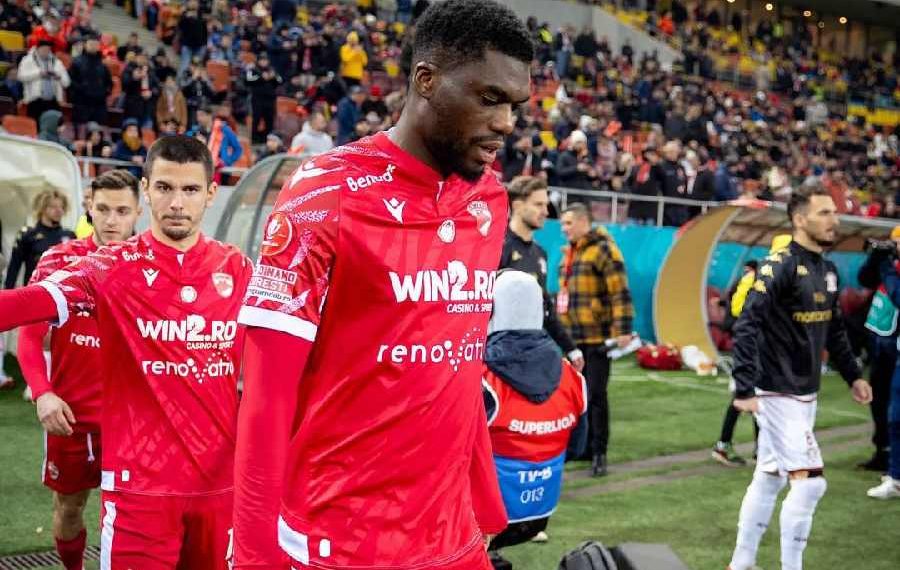 Le Dinamo Bucarest se relance avec un festival offensif et un duo togolais impérial