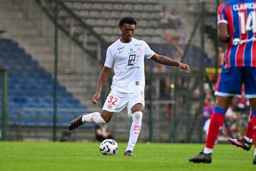Izak Akakpo